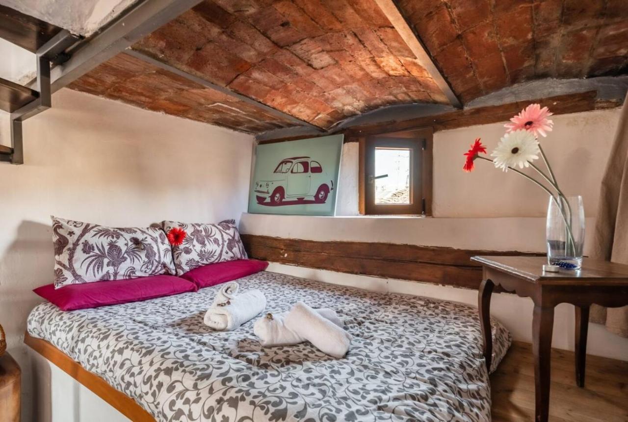 Romantico Attichino Con Terrazzo Vista Duomo !! ฟลอเรนซ์ ภายนอก รูปภาพ