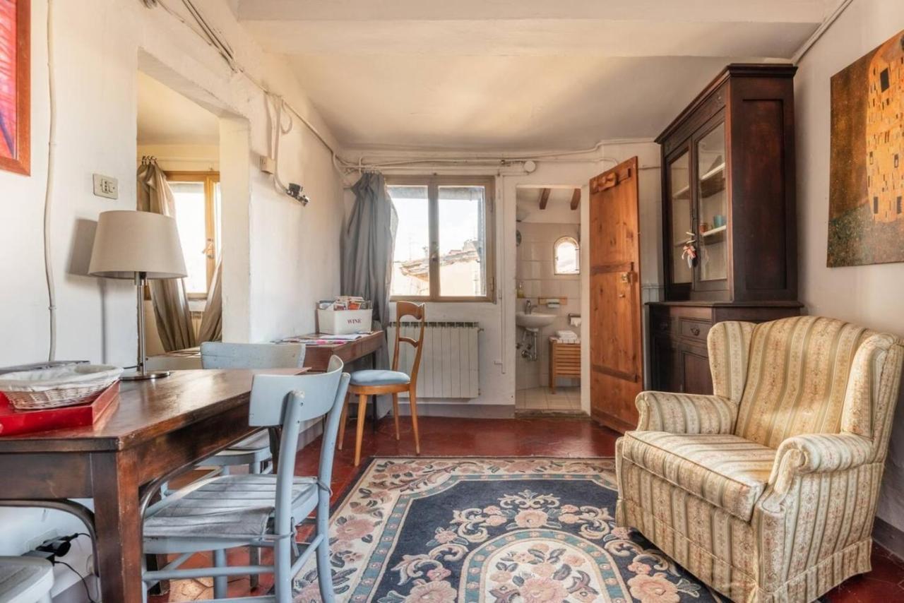 Romantico Attichino Con Terrazzo Vista Duomo !! ฟลอเรนซ์ ภายนอก รูปภาพ