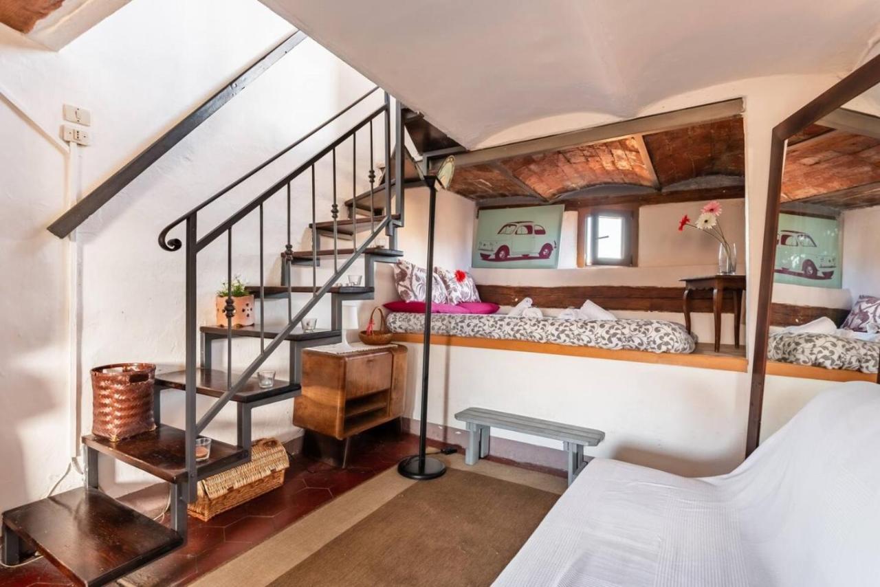 Romantico Attichino Con Terrazzo Vista Duomo !! ฟลอเรนซ์ ภายนอก รูปภาพ